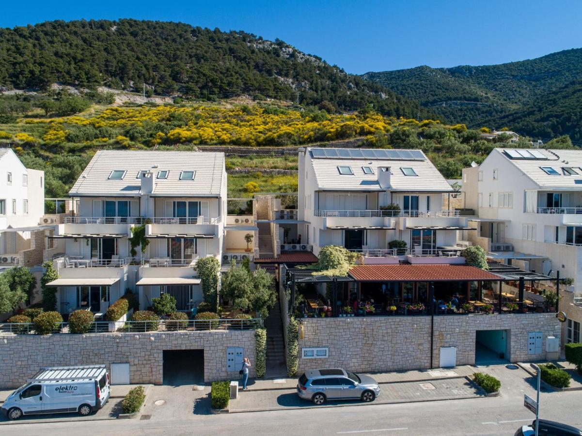 Apartments Villa Azzurra 波尔 外观 照片