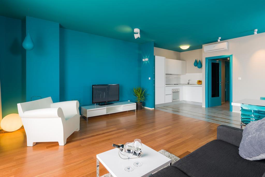 Apartments Villa Azzurra 波尔 外观 照片